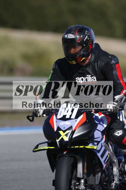 /Archiv-2024/02 29.01.-02.02.2024 Moto Center Thun Jerez/Gruppe gruen-green/641